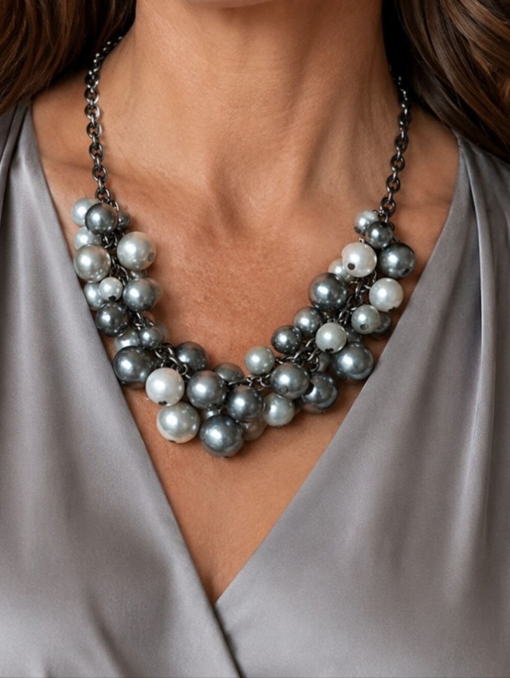 Faux White Gray Pearls Unsigned Cha Cha Statement Necklace Pewter Tone EUC